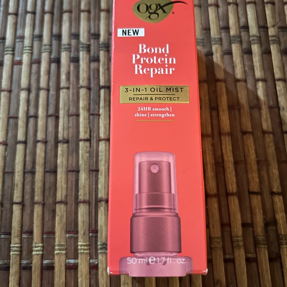 OGX Bond Protein Repair 3-in-1 Oil Mist - Pink